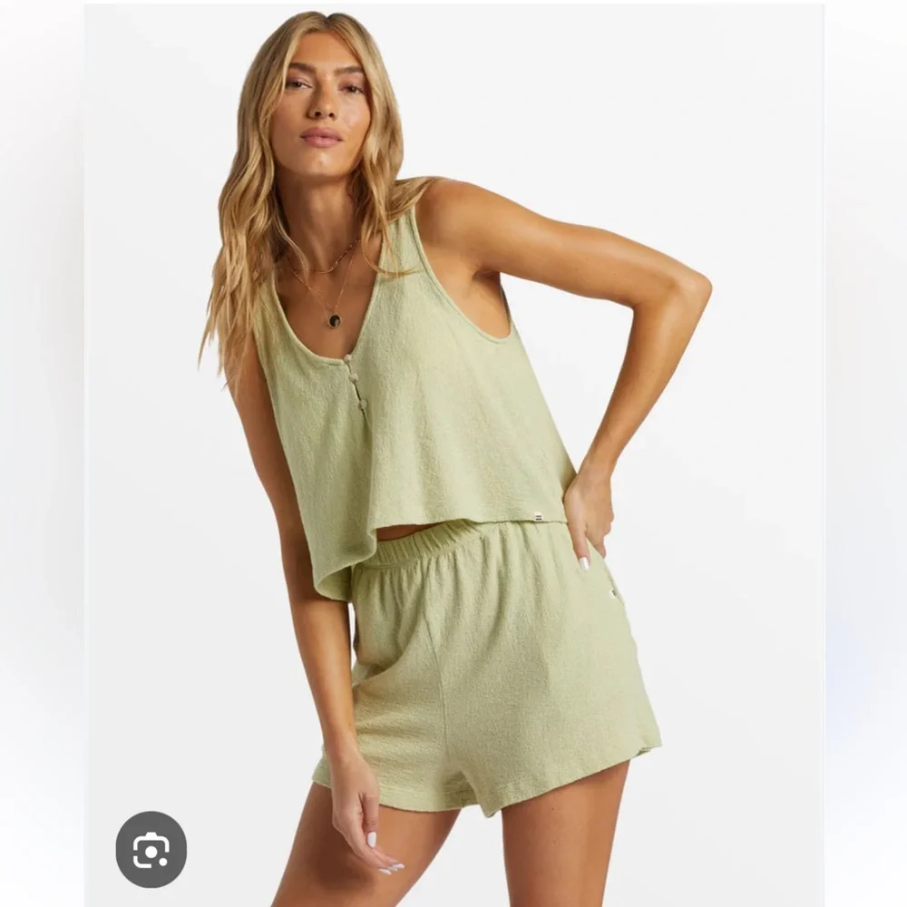 NWT Billabong Harbor Tank and Short Matching Set Size Small